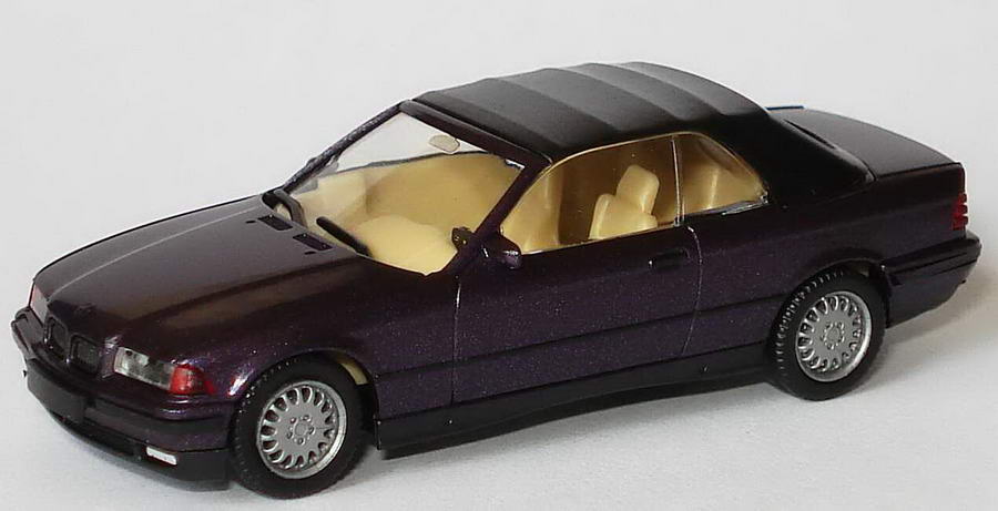 Foto 1:87 BMW 325i (E36) Cabrio dunkelviolett-met. mit Softtop herpa 031790/146555