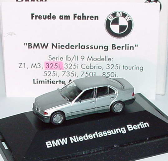 Foto 1:87 BMW 325i (E36) silber-met. BMW Niederlassung Berlin, mit Zertifikat Werbemodell herpa