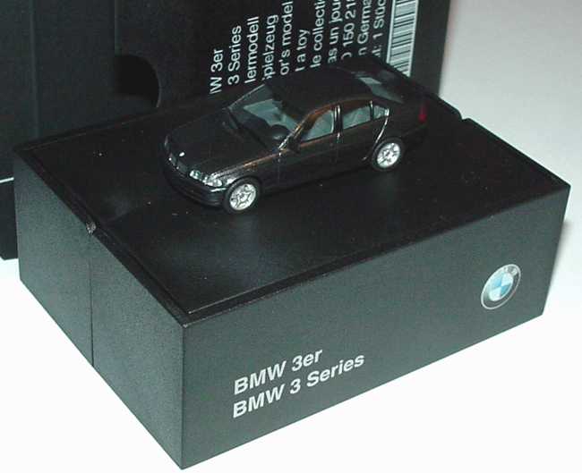 Foto 1:87 BMW 3er (E46) schwarz-met. Werbemodell herpa 80410150218