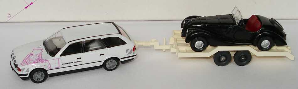 Foto 1:87 BMW 525i touring Mobile BMW Tradition mit Autotransportanhänger und BMW 328 Roadster schwarz Werbemodell herpa
