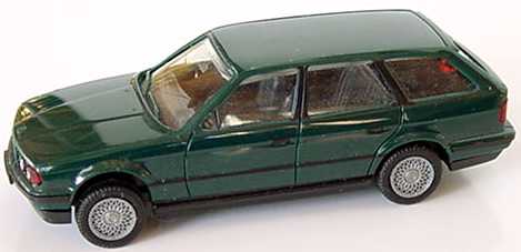 Foto 1:87 BMW 525i touring (E34/5) dunkel-grün herpa 020961