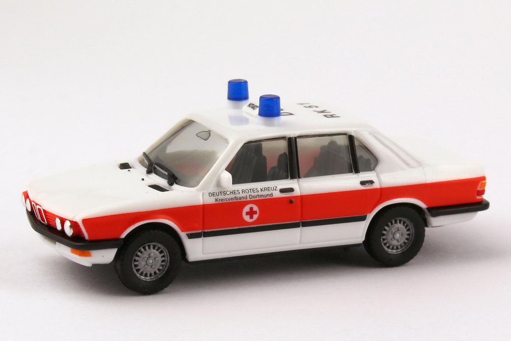 Foto 1:87 BMW 5er E28 528i Notarzt NEF DRK Dortmund DO RK51 Intermodellbau Dortmund 2010 - herpa 295826