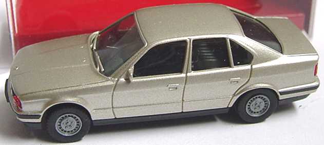 Foto 1:87 BMW 535i (E34) champagner-met. herpa 3065