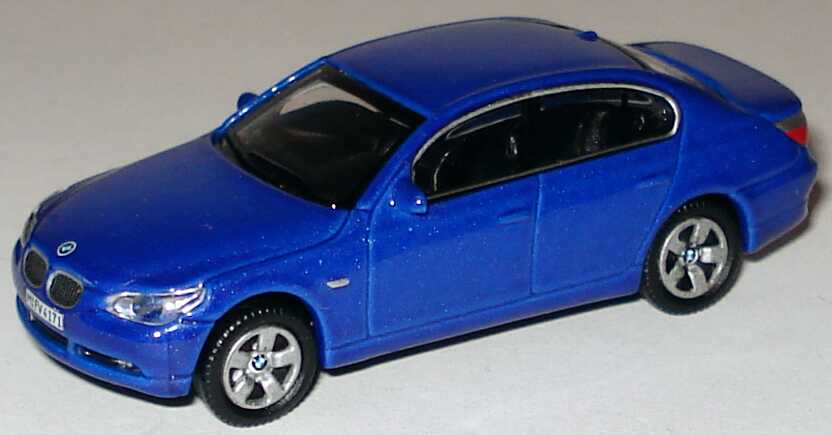 Foto 1:87 BMW 5er (E60) blau-met. Schuco 21787