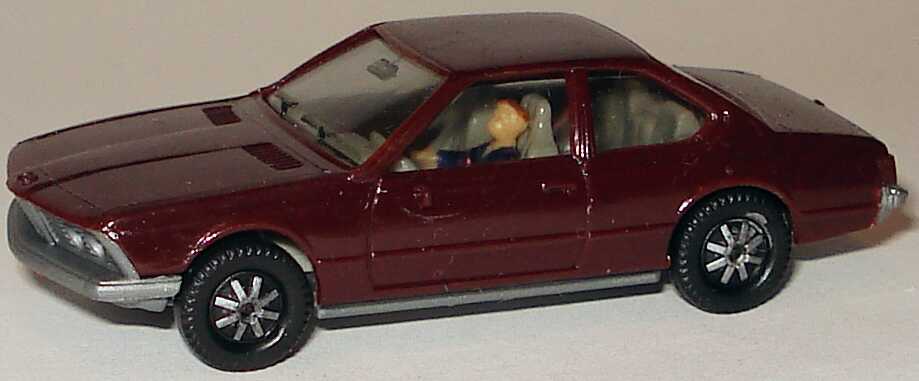 Foto 1:87 BMW 633 CSi (E24) dunkelviolett (mit Insassen) herpa 2000