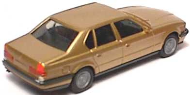 Foto 1:87 BMW 735i (E32) gold-met. (bemalt) herpa