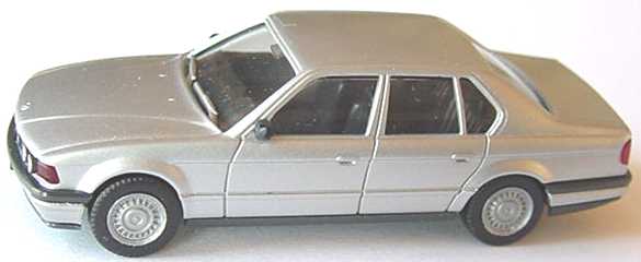 Foto 1:87 BMW 735i (E32) silbermet., Spiegel angeklebt herpa 030434