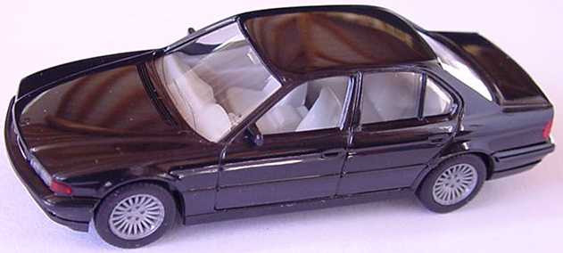 Foto 1:87 BMW 740i Facelift (E38 LCI) schwarz herpa