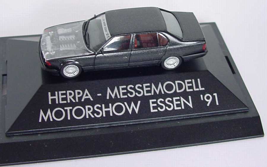 Foto 1:87 BMW 750iL (E32) anthrazit-met. mit transparenter Motorhaube Motor Show Essen herpa