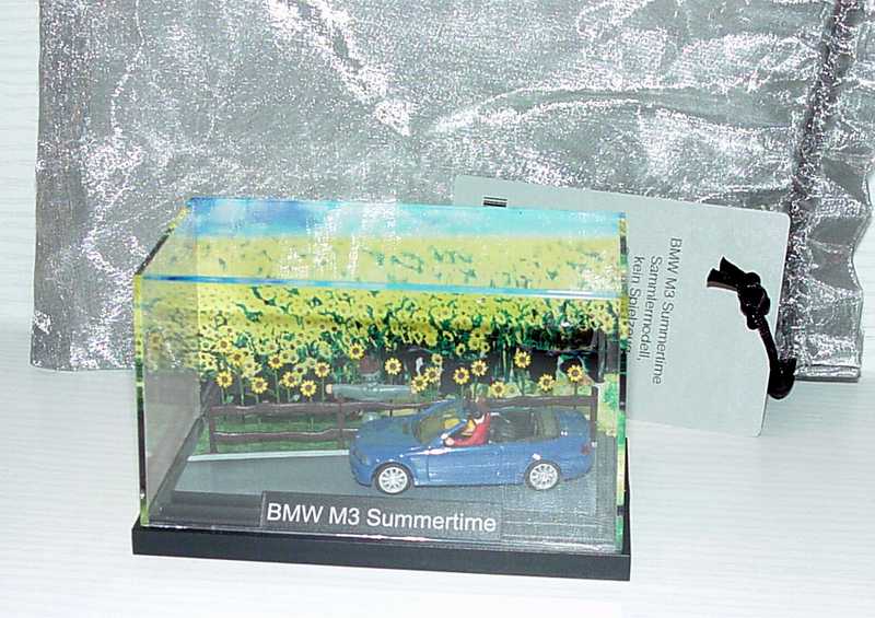 Foto 1:87 BMW M3 Coupé (E46) blau Summertime Diorama Werbemodell herpa 80410309331