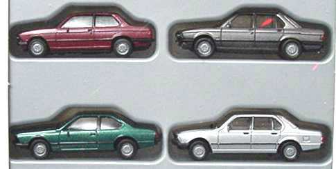 Foto 1:87 BMW Modellpalette 1982 (323i rotmet., 520i anthrazitmet., 633CSi grünmet., 745i silbermet.) Werbemodell herpa 80419419948