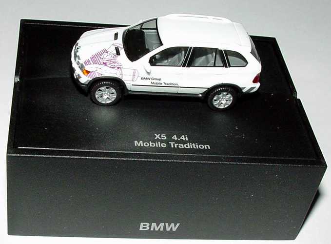 Foto 1:87 BMW X5 4.4i BMW Group, Mobile Tradition Werbemodell herpa 80410137697