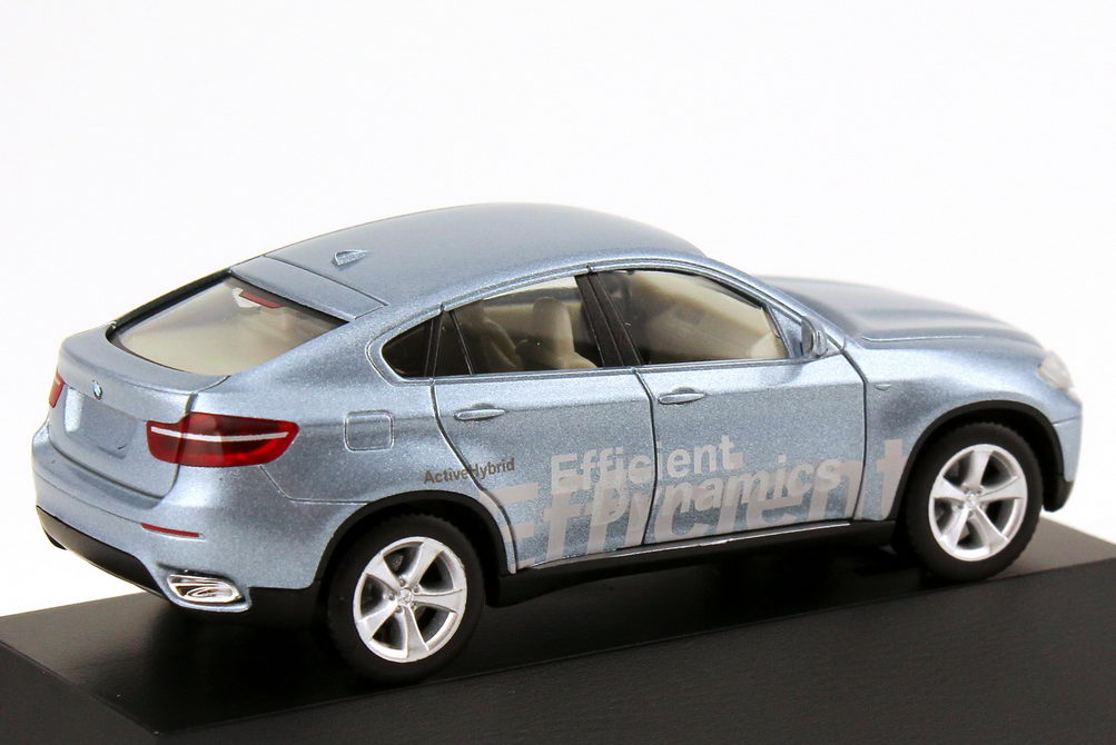 Foto 1:87 BMW X6 ActiveHybrid 63. IAA 2009 - Erleben, was bewegt. herpa 293082