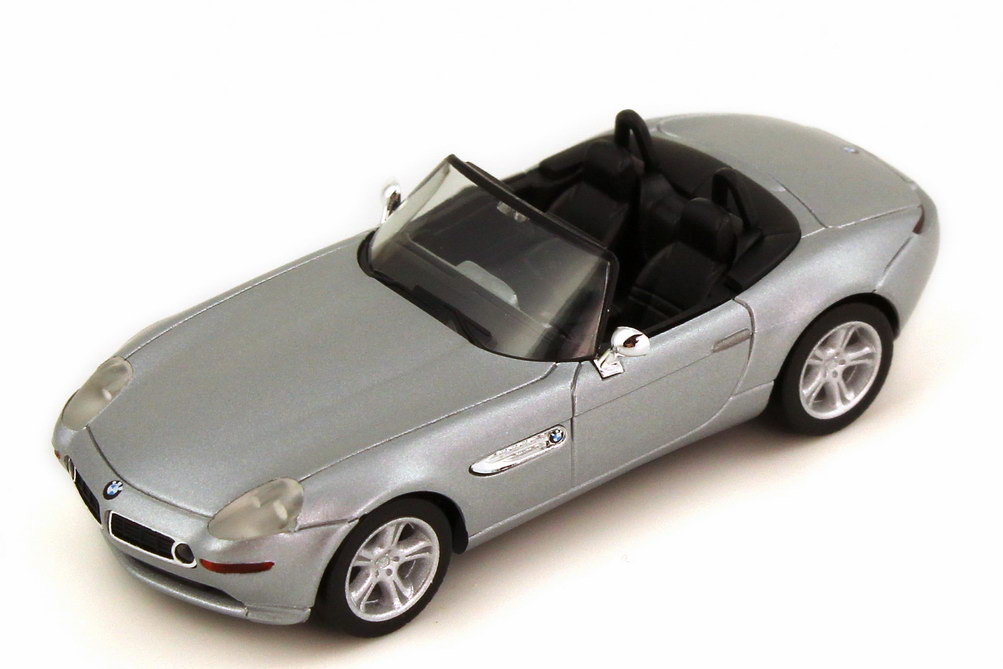 Foto 1:87 BMW Z8 Roadster (E52) titansilber-met. James Bond 007 - The World Is Not Enough Werbemodell herpa 80410007665