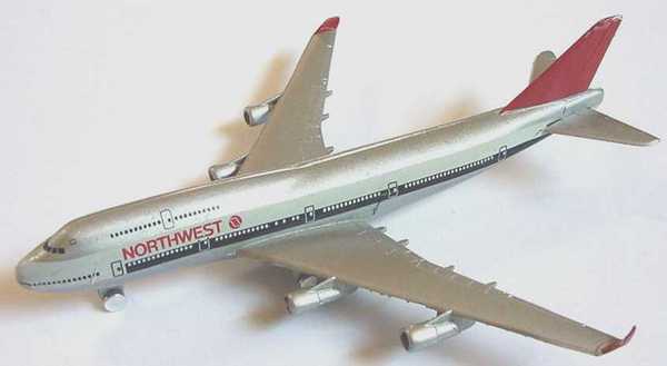 Foto 1:600 Boeing B 747 Megatop Northwest Schabak