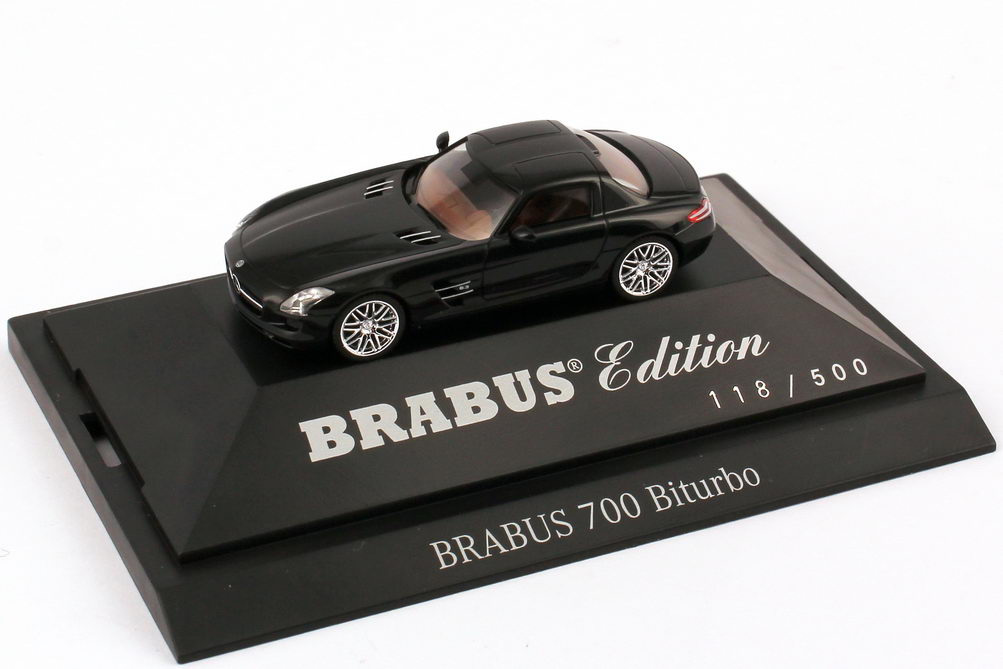 Foto 1:87 Brabus 700 Biturbo (Basis Mercedes-Benz SLS AMG (C197)) schwarz (Brabus-Edition) herpa