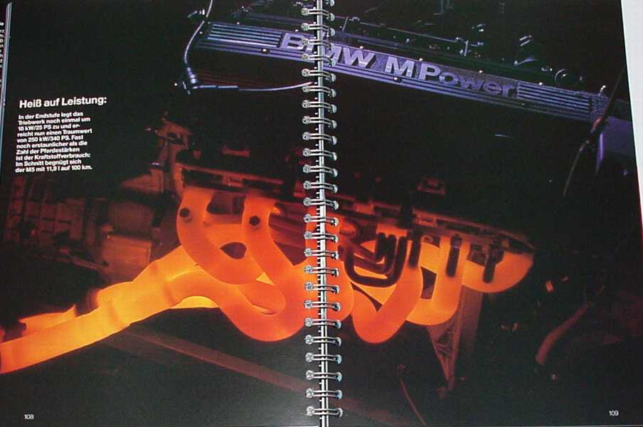 Foto Buch: BMW M Power, Jubiläumsausgabe 30 Jahre BMW M Power 1972-2002