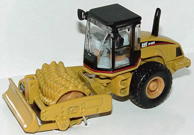 Foto 1:87 Caterpillar CAT CP-563E Vibrationswalze mit Stampfußbandage CAT-gelb (Die-Cast-Modell) Norscot 55156
