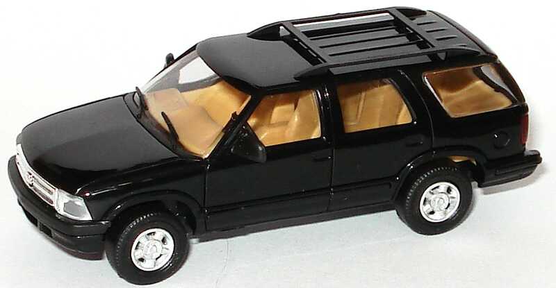 Foto 1:87 Chevrolet Blazer schwarz Busch 46493