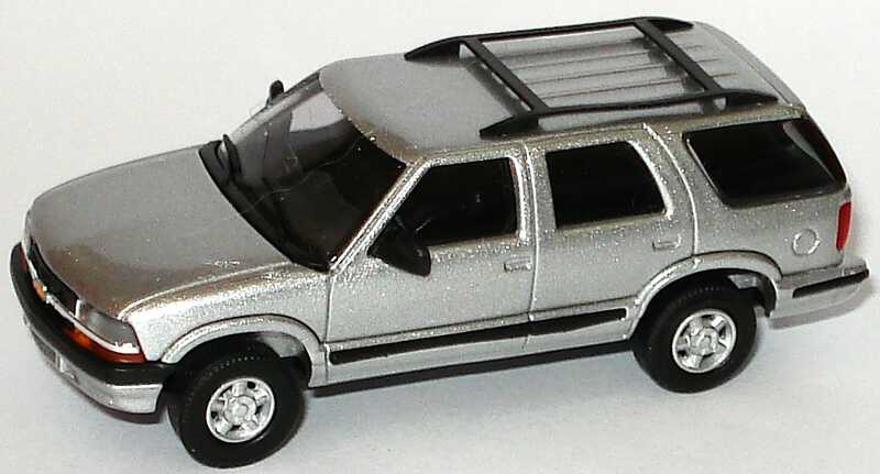 Foto 1:87 Chevrolet Blazer silber-met. Busch 46400