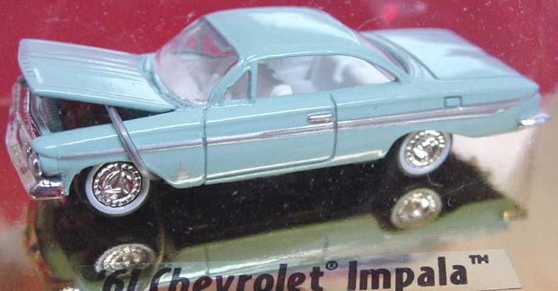 Foto 1:87 Chevrolet Impala (1961) hellblau Classic Metal Works 30103