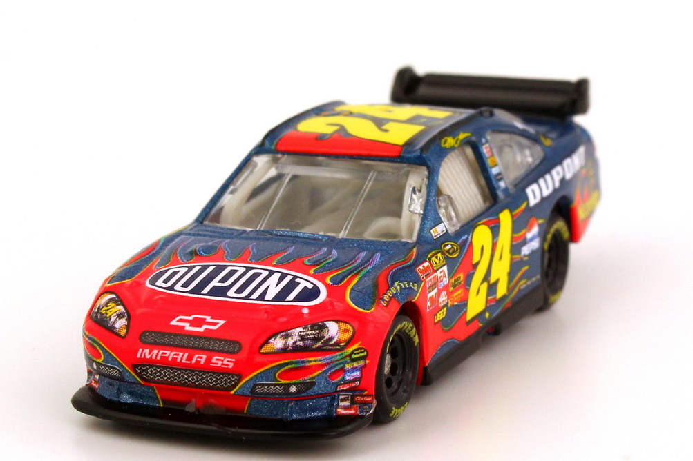 Foto 1:87 Chevrolet Impala SS NASCAR 2008 Hendrick Motorsports, Dupont Nr.24, Jeff Gordon (Daytona 500 Edition) Winners Circle 70466