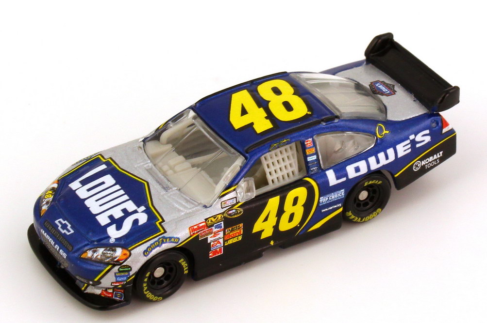 Foto 1:87 Chevrolet Impala SS NASCAR 2008 Hendrick Motorsports, Lowe´s Nr.48, Jimmie Johnson (Daytona 500 Edition) Winners Circle 70465