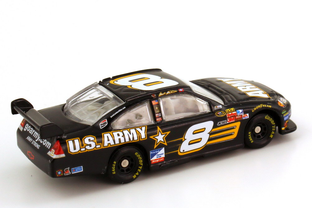 Foto 1:87 Chevrolet Impala SS NASCAR 2008 Dale Earnhardt, U.S. Army Nr.8, Mark Martin Winners Circle 70540