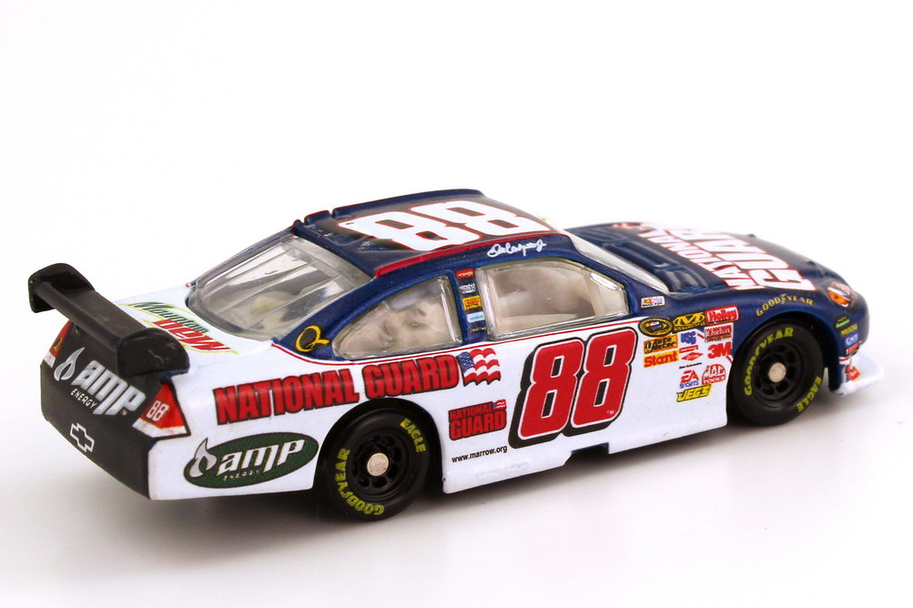 Foto 1:87 Chevrolet Impala SS NASCAR 2008 Hendrick Motorsports, National Guard, AMP Nr.88, Dale Earnhardt Jr. Winners Circle 70542
