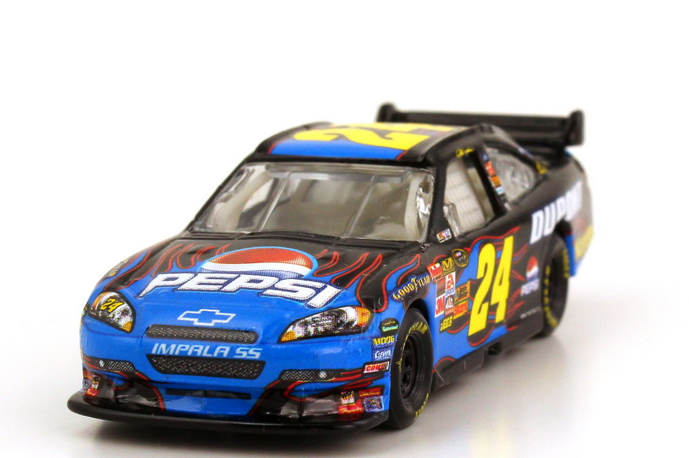 Foto 1:87 Chevrolet Impala SS NASCAR 2008 Hendrick Motorsports, Pepsi, Dupont Nr.24, Jeff Gordon Winners Circle 89910