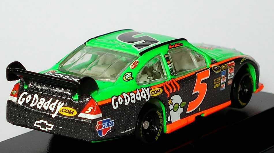 Foto 1:87 Chevrolet Impala SS NASCAR 2010 Hendrick Motorsports, Go Daddy Nr.5, Mark Martin Winners Circle 09724