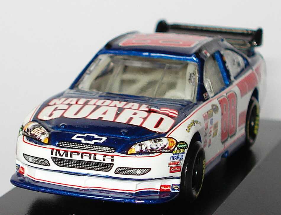 Foto 1:87 Chevrolet Impala SS NASCAR 2010 Hendrick Motorsports, National Guard, AMP Nr.88, Dale Earnhardt Jr. Winners Circle 09718