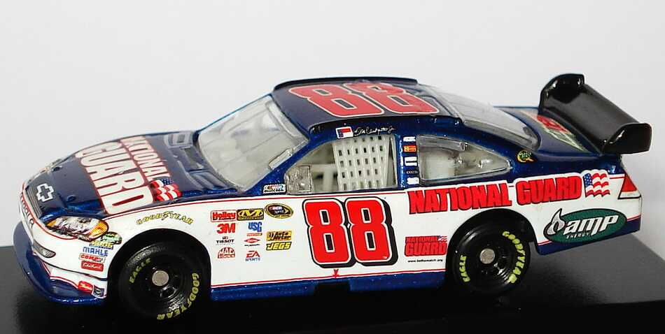 Foto 1:87 Chevrolet Impala SS NASCAR 2010 Hendrick Motorsports, National Guard, AMP Nr.88, Dale Earnhardt Jr. Winners Circle 09718