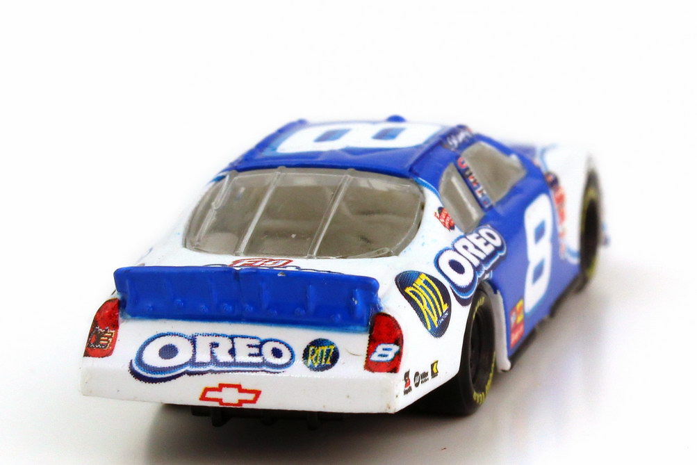 Foto 1:87 Chevrolet Monte Carlo SS NASCAR 2006 Dale Earnhardt Inc., Oreo Nr.8, Dale Earnhardt Jr. Winners Circle 47889