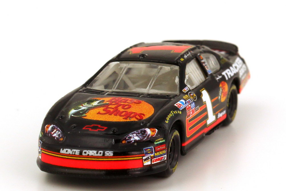 Foto 1:87 Chevrolet Monte Carlo SS NASCAR 2007 Dale Earnhardt Inc., Bass Pro Shops Nr.1, Martin Truex Jr. Winners Circle 47847