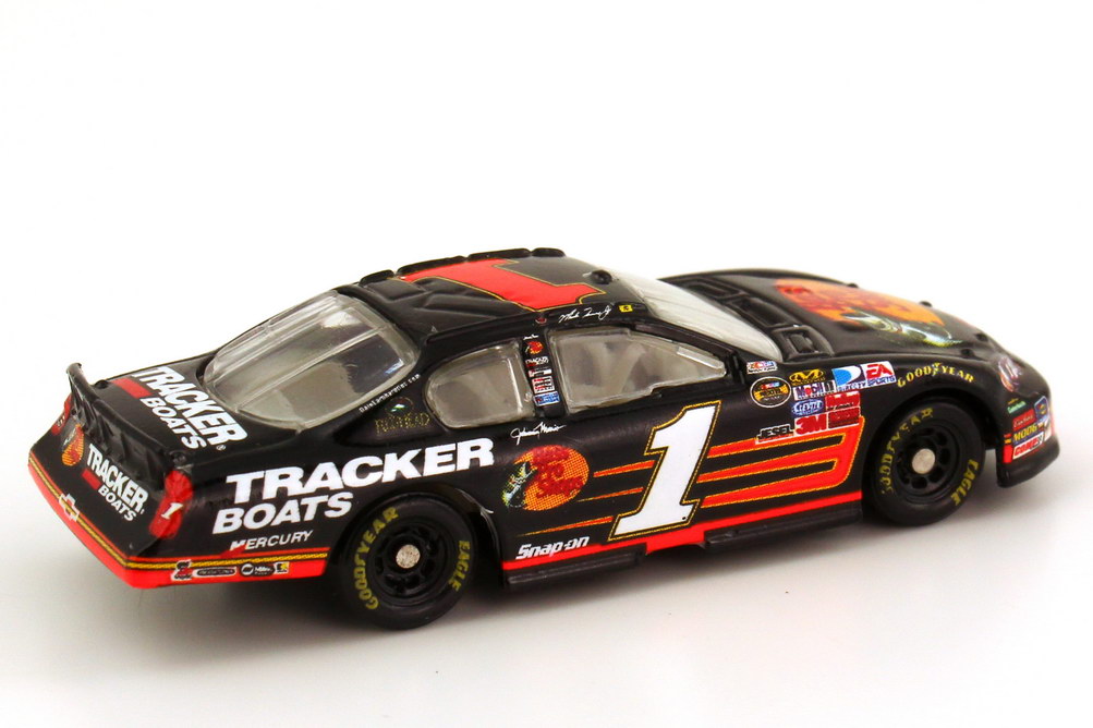 Foto 1:87 Chevrolet Monte Carlo SS NASCAR 2007 Dale Earnhardt Inc., Bass Pro Shops Nr.1, Martin Truex Jr. Winners Circle 47847