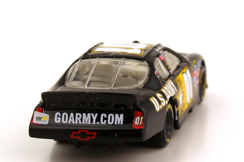 Foto 1:87 Chevrolet Monte Carlo SS NASCAR 2007 Ginn Racing, U.S. Army Nr.01, Mark Martin Winners Circle 48030