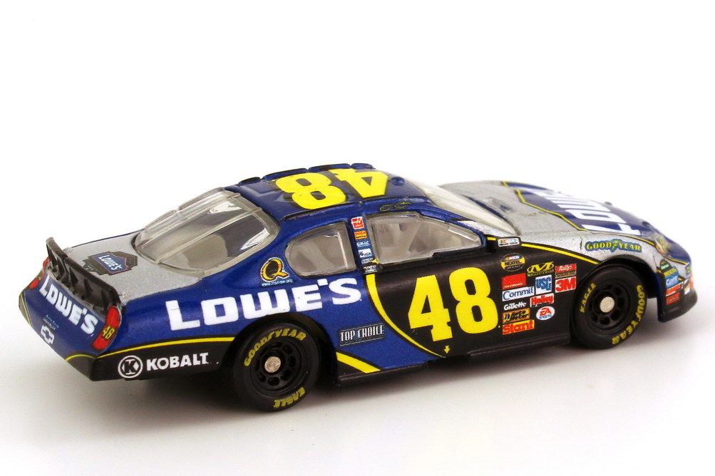 Foto 1:87 Chevrolet Monte Carlo SS NASCAR 2007 Hendrick Motorsports, Lowe´s Nr.48, Jimmie Johnson Winners Circle 47857