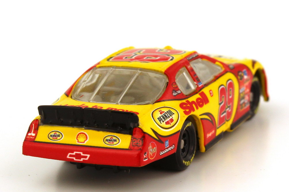 Foto 1:87 Chevrolet Monte Carlo SS NASCAR 2007 RCR, Pennzoil, Shell Nr.29, Kevin Harvick Winners Circle 47991