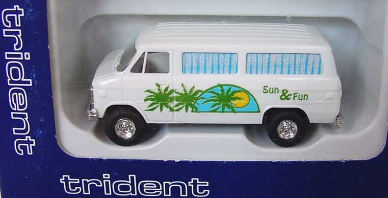 Foto 1:87 Chevrolet Van (1970) Sun & Fun Trident 90143