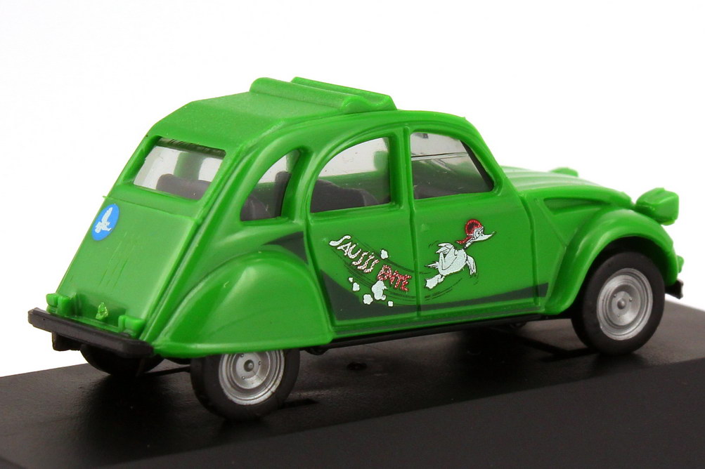 Foto 1:87 Citroen 2 CV 6 grün Sausss Ente - Eine automobile Legente herpa