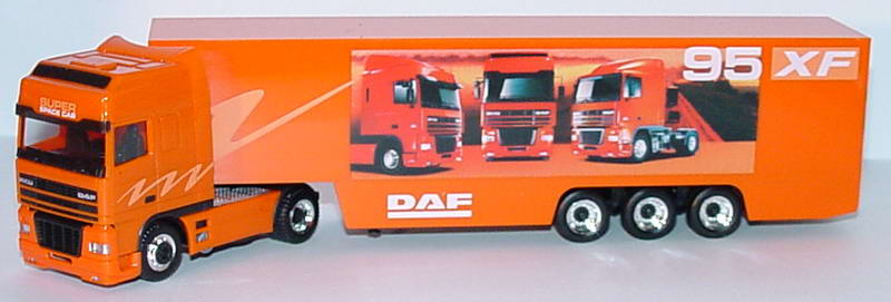 Foto 1:87 DAF 95 XF Fv Cv Super Space Cab KoSzg Cv 2/3 DAF 95 XF - The power of an organisation herpa 144612