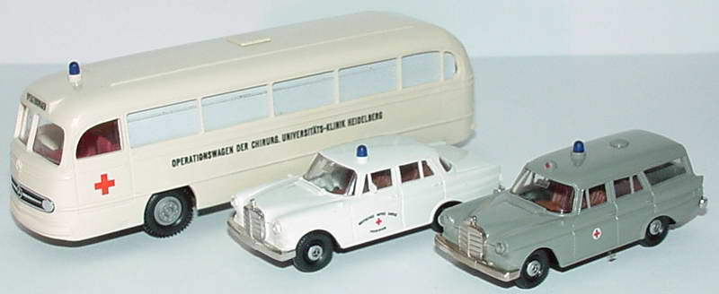 Foto 1:87 DRK Einsatzfahrzeuge (Mercedes 190c DRK Präsidium + 190c Kombi Rotes Kreuz grau + Bus O 321 Operationswagen der chirurg. Universitäts-Klinik Heidelberg) Brekina S9006
