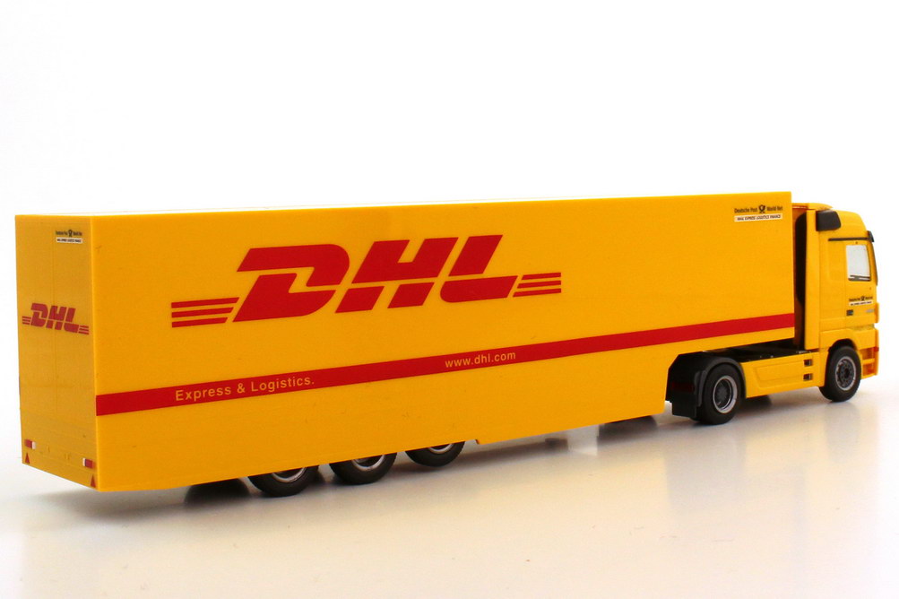 Foto 1:87 Deutsche Post Setpackung Fahrzeuge der Deutschen Post 2003 (Mercedes Actros MP3 Sattelzug + Mercedes T2 Vario + Renault Kangoo) herpa 006270