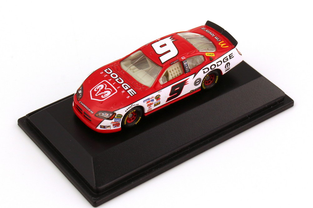Foto 1:87 Dodge Charger NASCAR 2006 Evernham Motorsports, Mc Donald´s Nr.9, Kasey Kahne Winners Circle 47604