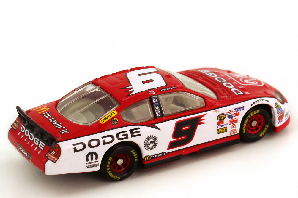 Foto 1:87 Dodge Charger NASCAR 2006 Evernham Motorsports, Mc Donald´s Nr.9, Kasey Kahne Winners Circle 47604