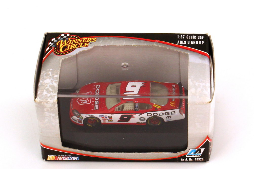 Foto 1:87 Dodge Charger NASCAR 2006 Evernham Motorsports, Mc Donald´s Nr.9, Kasey Kahne Winners Circle 47604