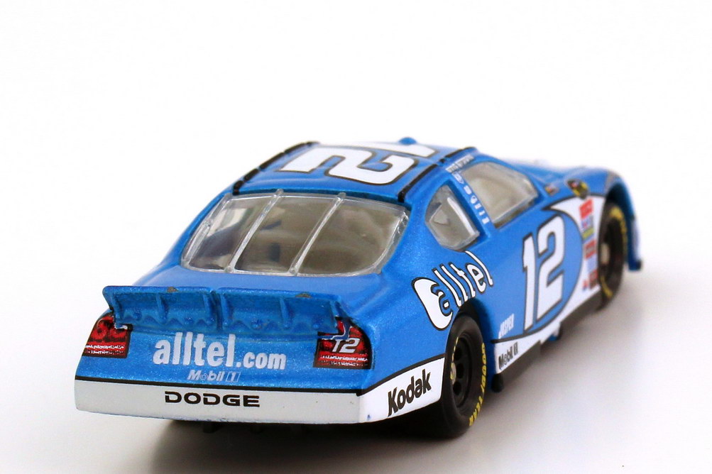 Foto 1:87 Dodge Charger NASCAR 2007 Penske Racing, Elltel Nr.12, Ryan Newman Winners Circle 47986