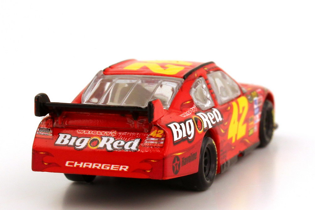 Foto 1:87 Dodge Charger NASCAR 2008 Chip Ganassi Racing, Wrigley´s Big Red Nr.42, Juan Pablo Montoya Winners Circle