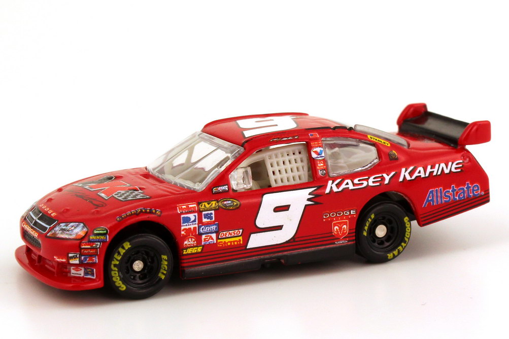 Foto 1:87 Dodge Charger NASCAR 2008 Gillett Evernham Motorsports, Allstate Nr.9, Kasey Kahne Winners Circle 70529